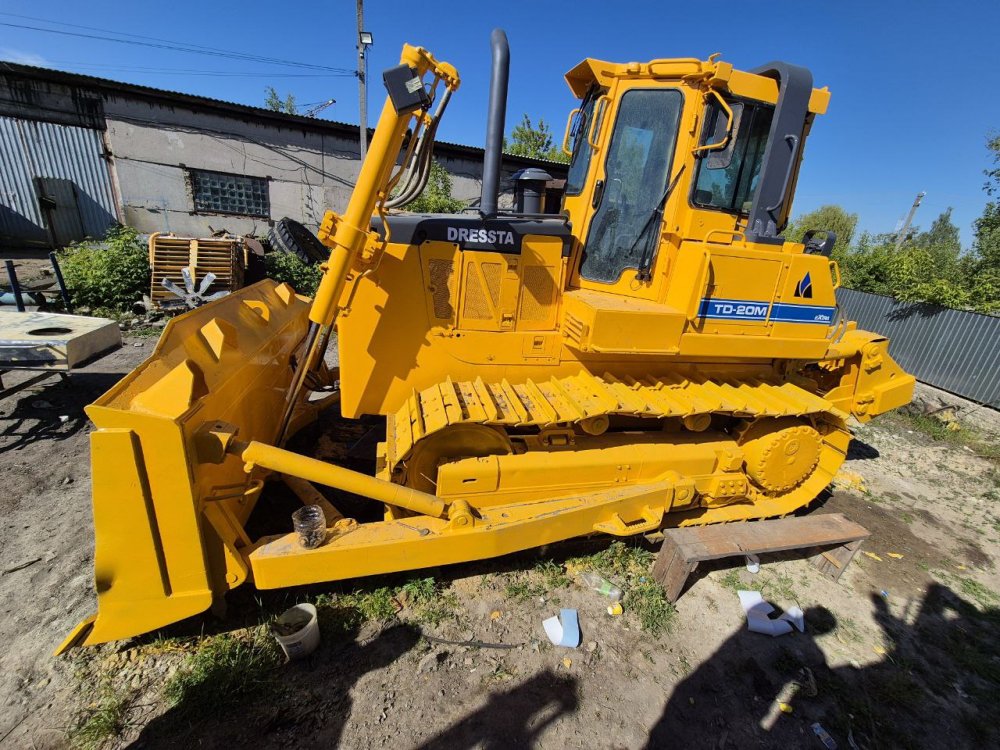 Бульдозер DRESSTA TD-20M