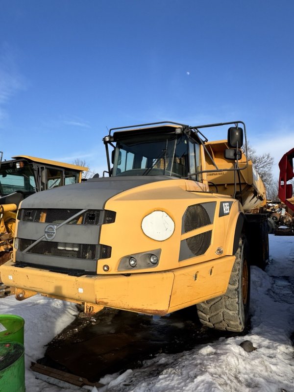 Шарнірно-зчленований самоскид VOLVO A35F